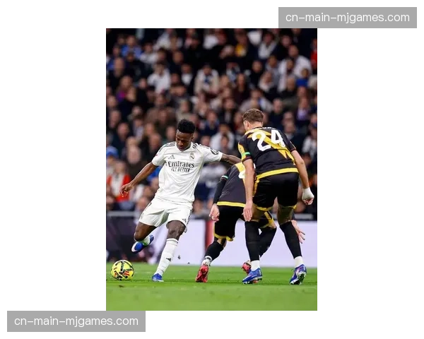 巴黎圣日耳曼3-1力克尼斯,姆巴佩面对旧主传射建功 巴黎圣日耳曼3-1力克尼斯,姆巴佩面对旧主传射建功