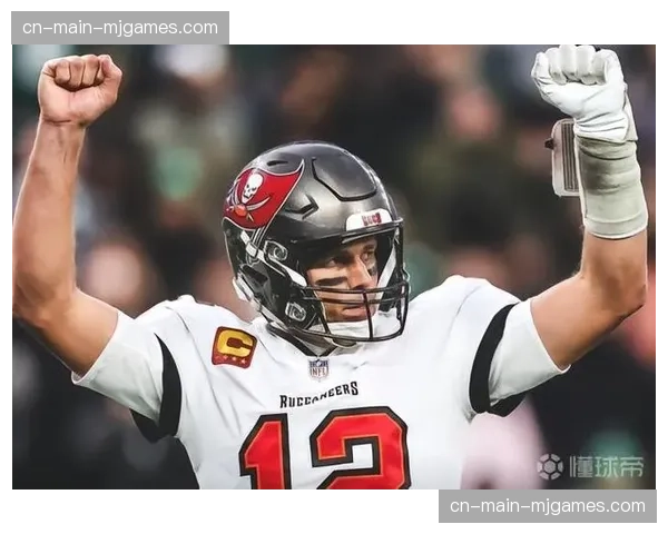 特写：NFL传奇四分卫布雷迪在爱国者队名人堂入选仪式上落泪瞬间